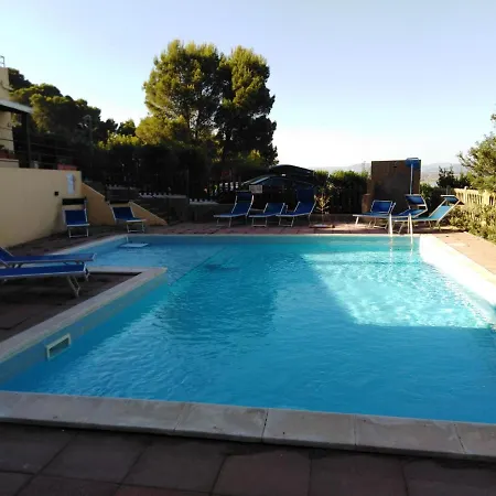 Appartamento Panoramica Immersa Nel Porto Pino