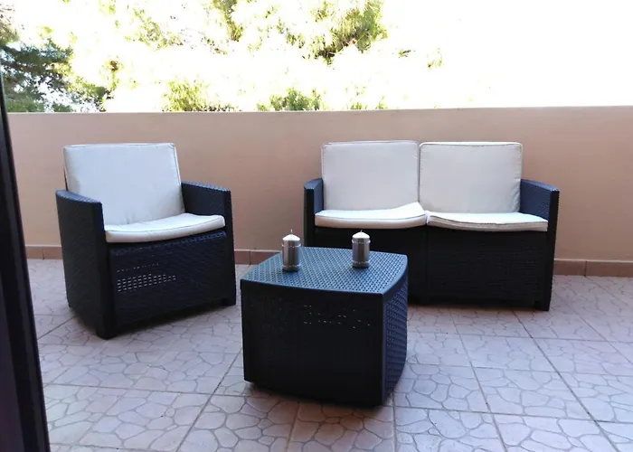 Panoramica Immersa Nel Apartman Porto Pino