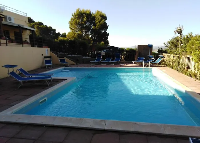 Apartman Panoramica Immersa Nel Porto Pino